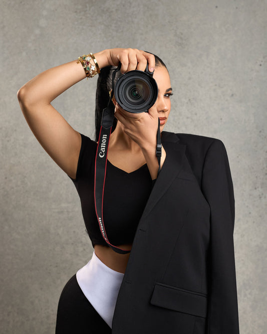 ¿Listos para crear magia visual? Agenda tu consulta para una sesión de fotos creativa